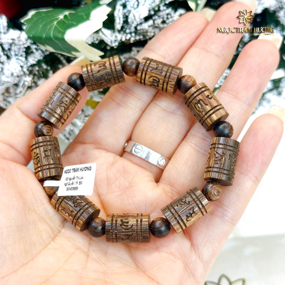 Vòng trầm hương Trúc 10li khắc CNC - Vuông