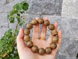 vòng trầm hương có thực sự tốt