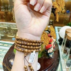 Vòng trầm hương từ thiên nhiên - Ngọc Trầm Hương