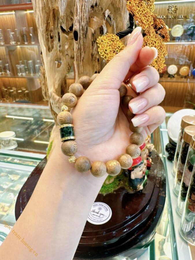 Ảnh Vòng trầm Malaysia tại Ngọc Trầm Hương