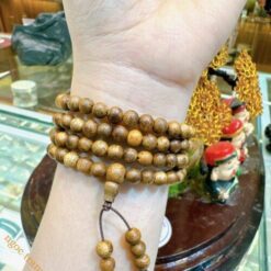 Vòng trầm hương từ thiên nhiên - Ngọc Trầm Hương