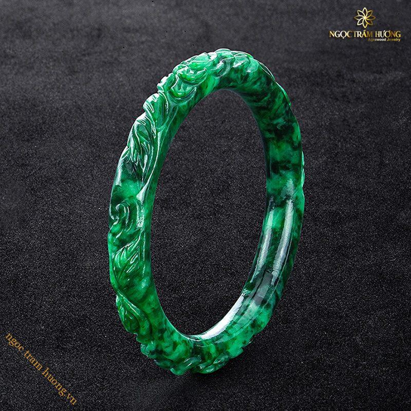 Vòng tay ngọc sơn thủy 6 li tự nhiên