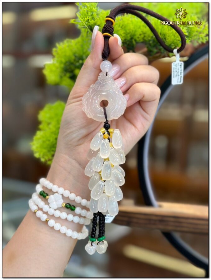 Vòng trầm hương từ thiên nhiên - Ngọc Trầm Hương