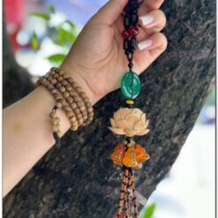 Khánh treo xe sen điếu phong thủy tài lộc mang lại bình an may mắn