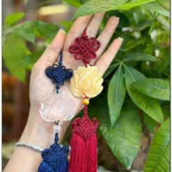 Khánh treo xe hoa sen bằng ngọc phong thủy