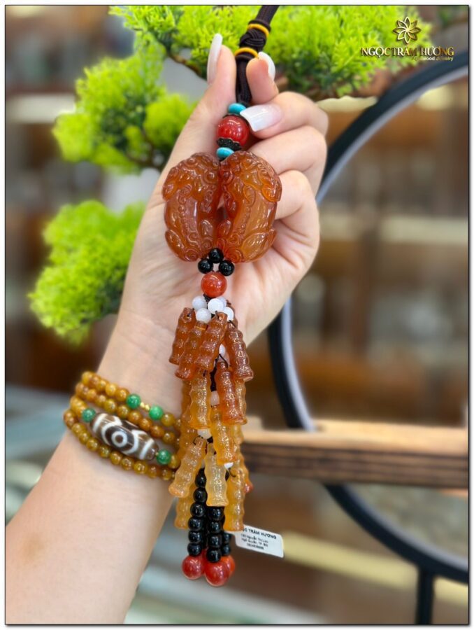 Vòng trầm hương từ thiên nhiên - Ngọc Trầm Hương