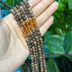 Vòng trầm hương từ thiên nhiên - Ngọc Trầm Hương Vòng trầm hương từ thiên nhiên - Ngọc Trầm Hương