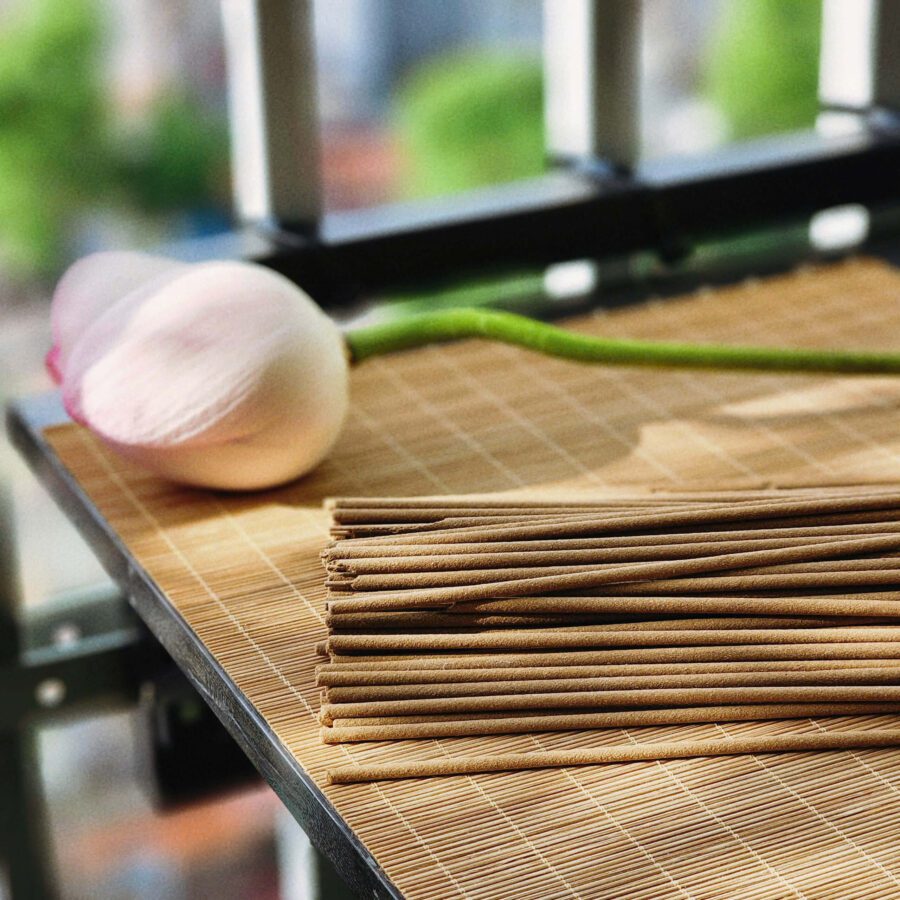 z6590656831043_3d89120484e66dffda1f9f9889d846f8 Vòng trầm hương từ thiên nhiên - Ngọc Trầm Hương