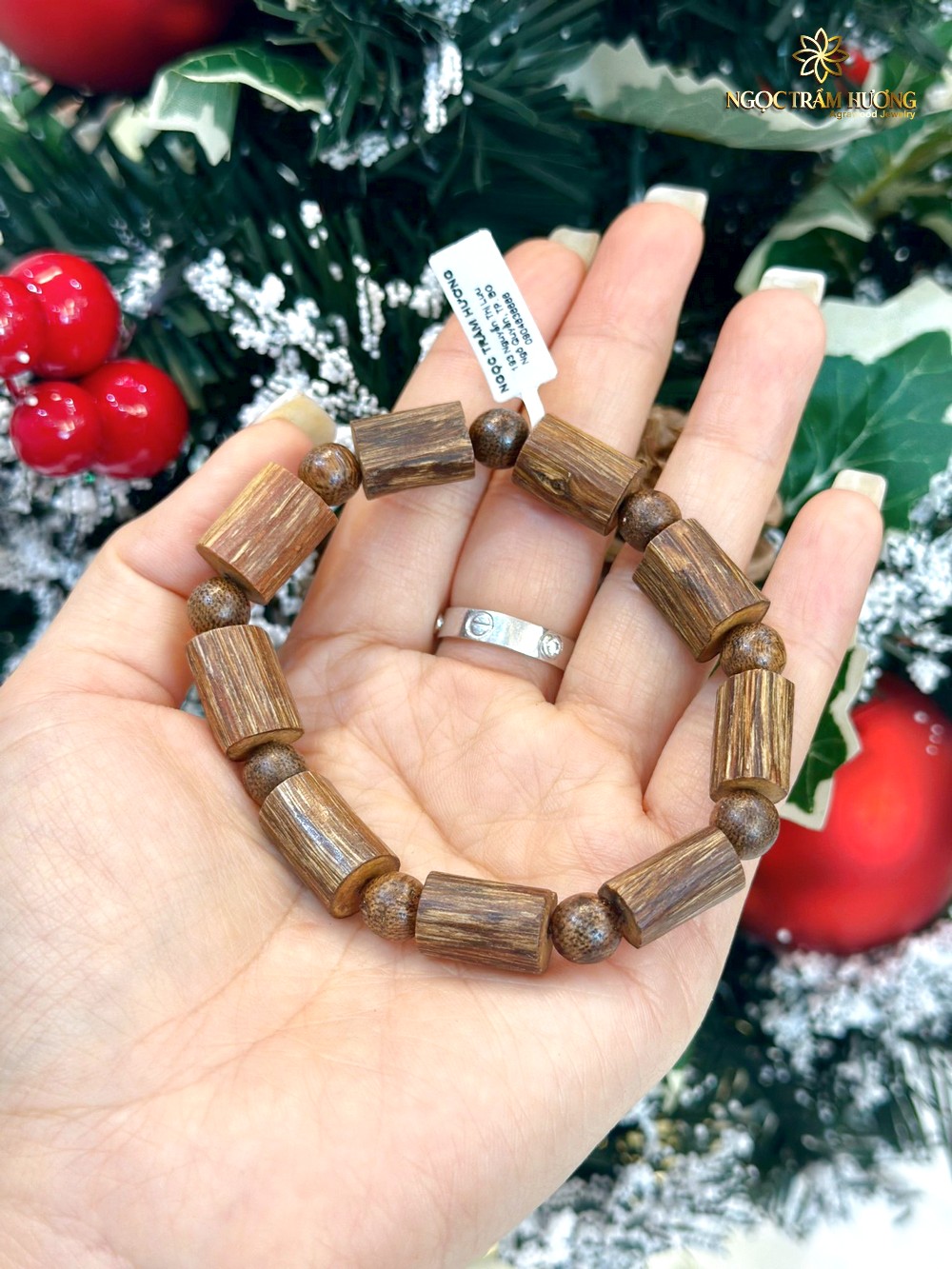 Vòng trầm sánh cành 14 li