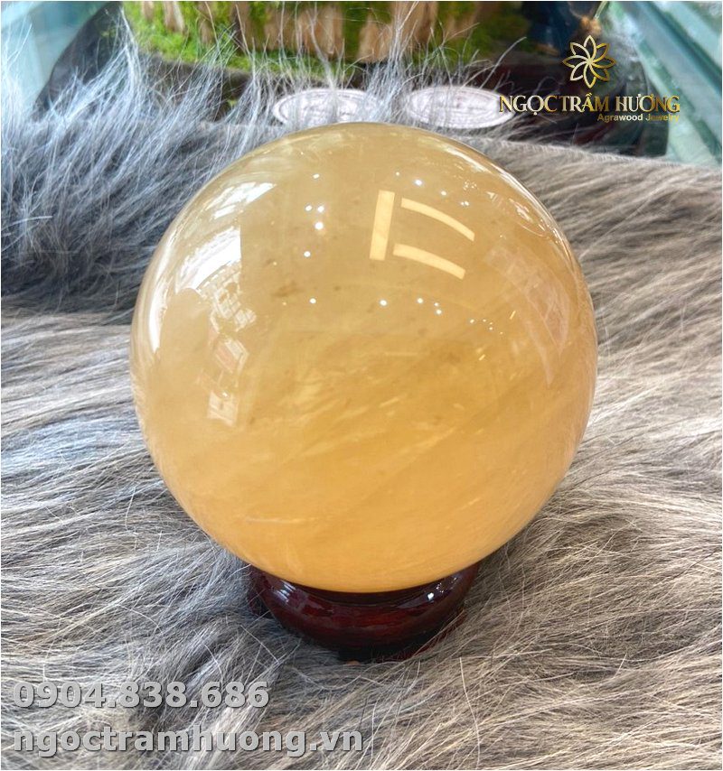 Quả cầu đá Thạch anh vàng Phong thủy