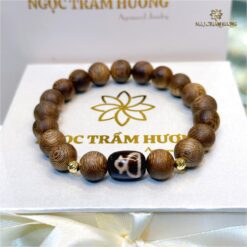 Vòng trầm Phước Sơn 10 li tự nhiên (3)